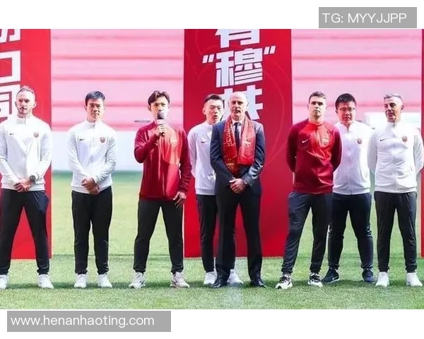 杭州足球队在全国锦标赛中的默契配合与战术执行分析