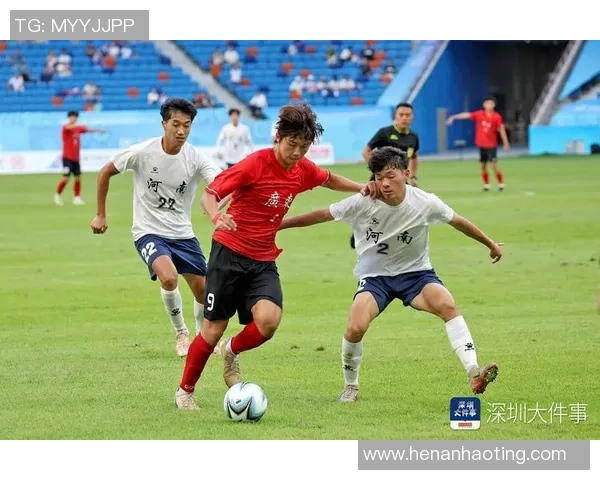 深入分析上海足球队中路突破战术的特点与应用策略